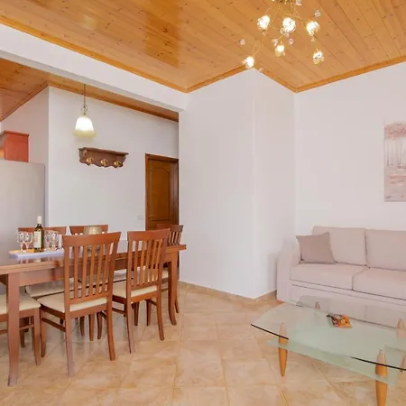 Anchor Villa *